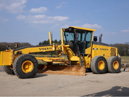 Грейдер Volvo G990